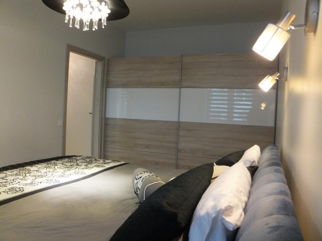 Siauliai Apartments - Traku Cameră foto